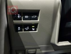 تۆیۆتا لاند کروزەر